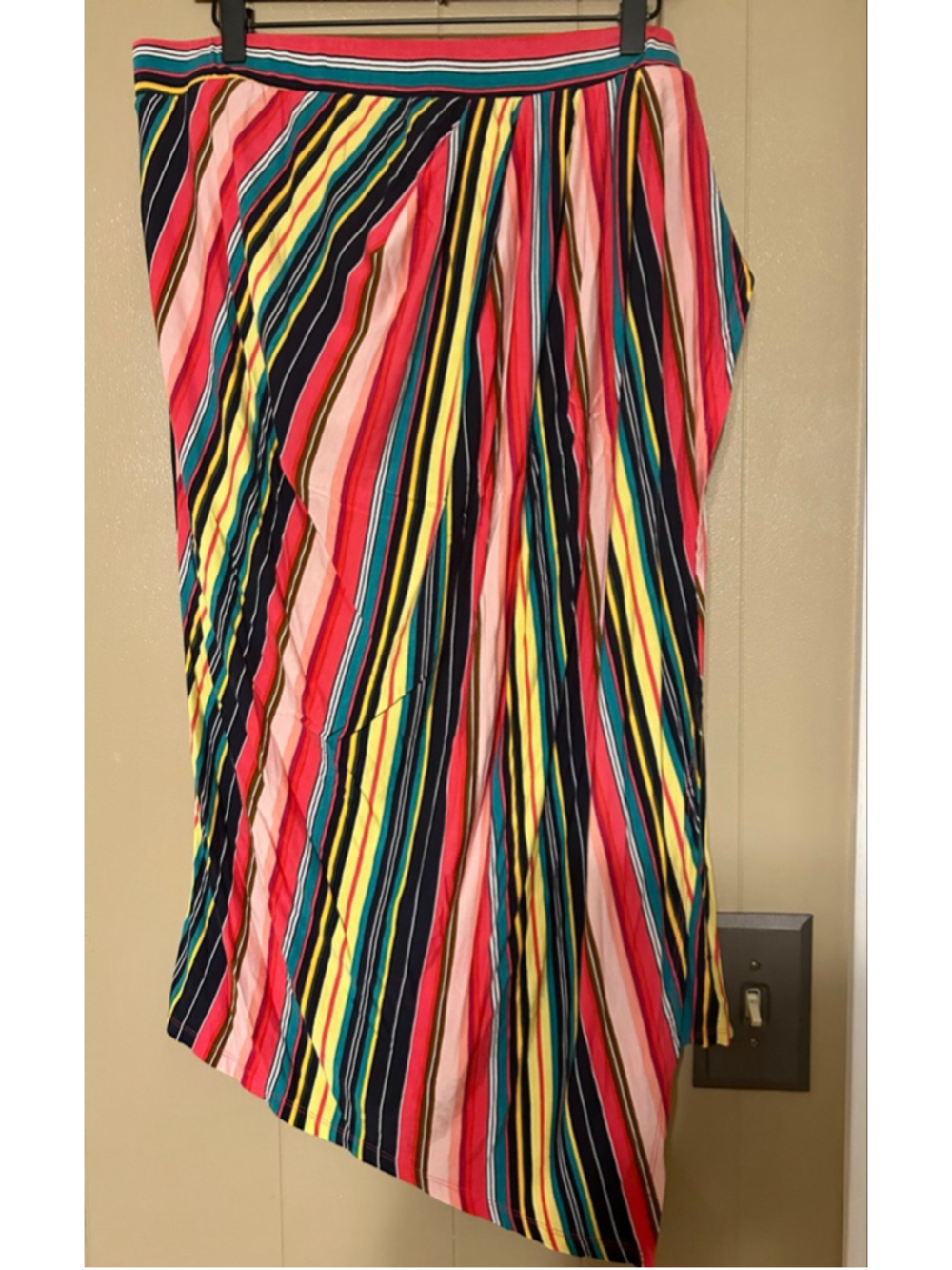Lane Bryant Women’s Asymmetrical Skirt Plus 16 Pink Multi-color